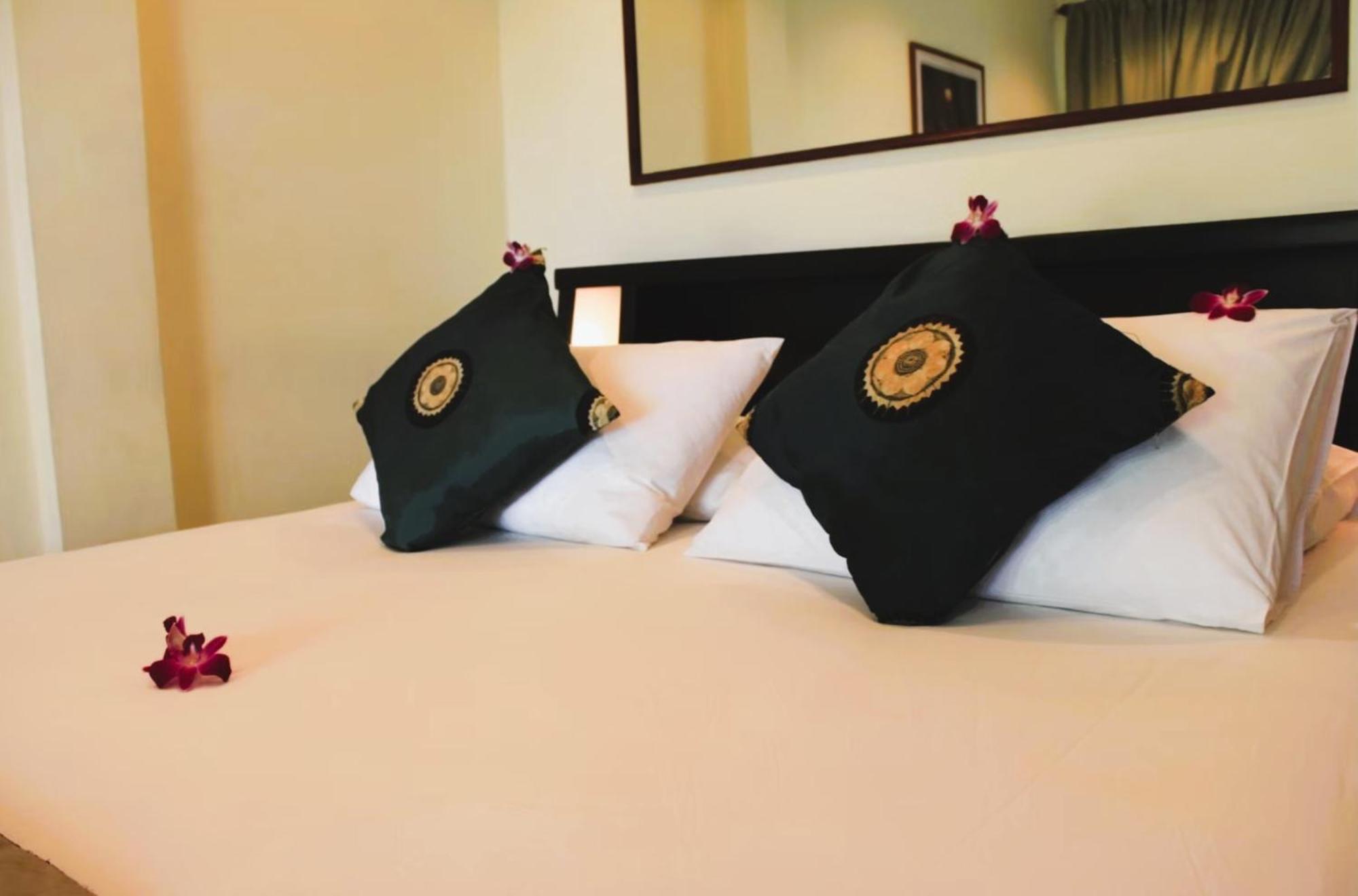 The Waterfront Hotel At Fishermans Village Bophut Ngoại thất bức ảnh