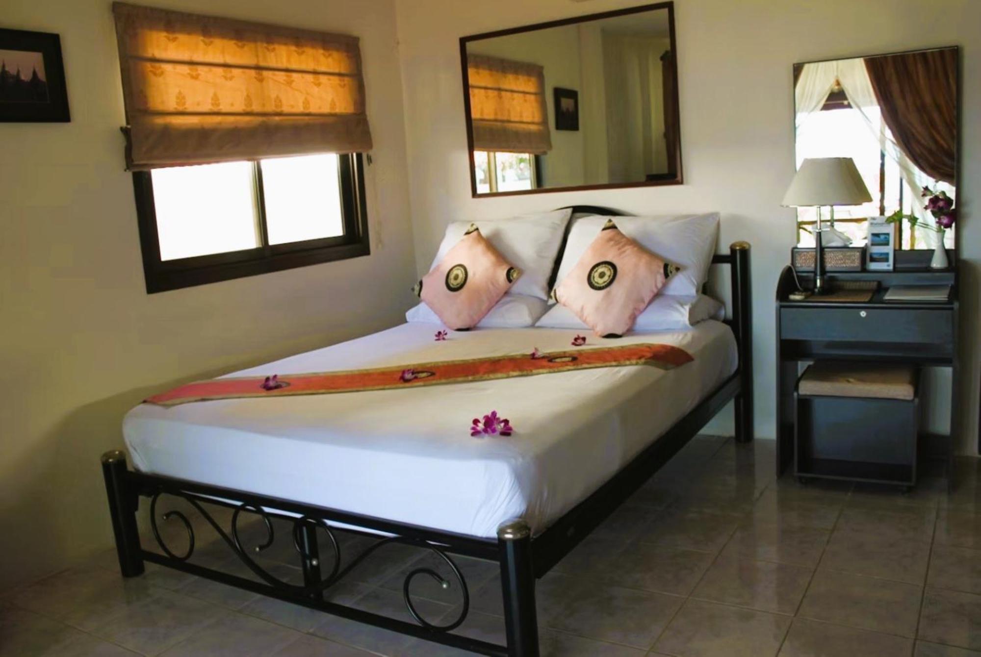 The Waterfront Hotel At Fishermans Village Bophut Ngoại thất bức ảnh